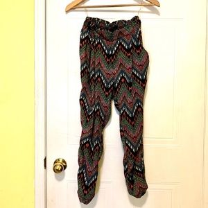 Loose-fit Patterned Pants